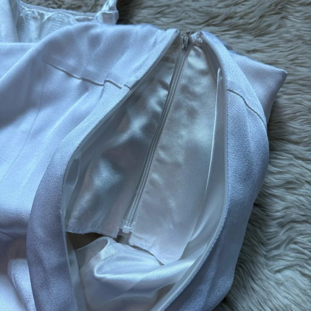 NWT Galvan London Hampshire Satin Crepe Bridal Gown - Size 10/12 - Picture 6 of 10